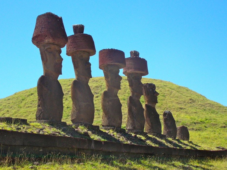 Ahu ---- includes four Moai with topknots.