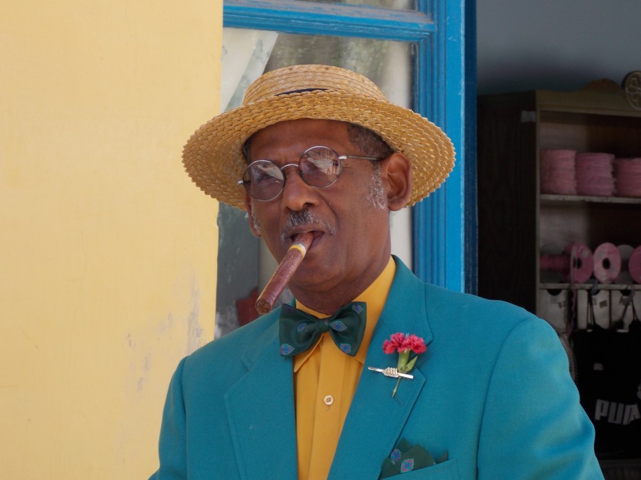 This is senor Pedro Pablo Perez Perez, former TV and film actor. Cuban class.